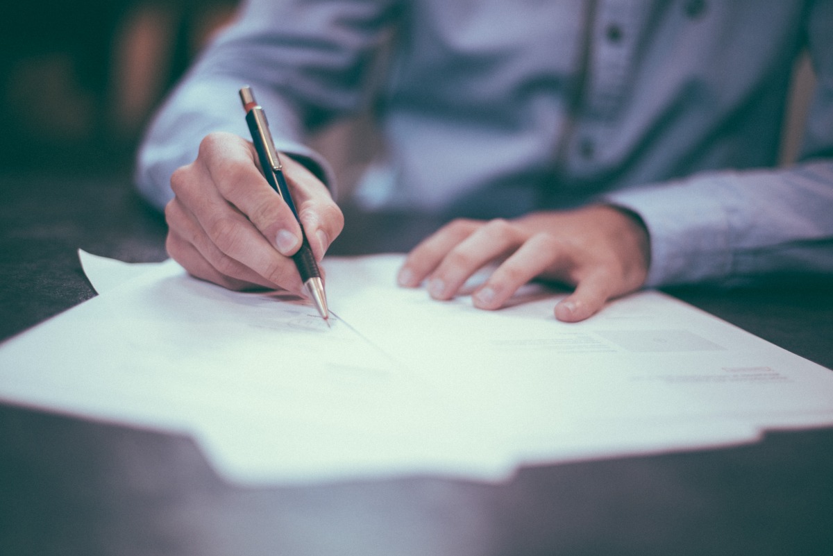 Clause d’exclusivité dans un contrat à temps partiel : pas de requalification en temps complet